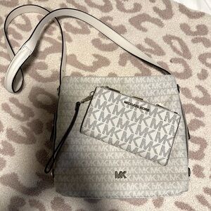 Michael Kors Jet Set Large Messenger Bag and Wallet Set